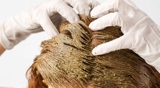 هل الحناء ترطب الشعر؟ تعرف على فوائدها وكيفية استخدامها مع منتجات جلناروزا